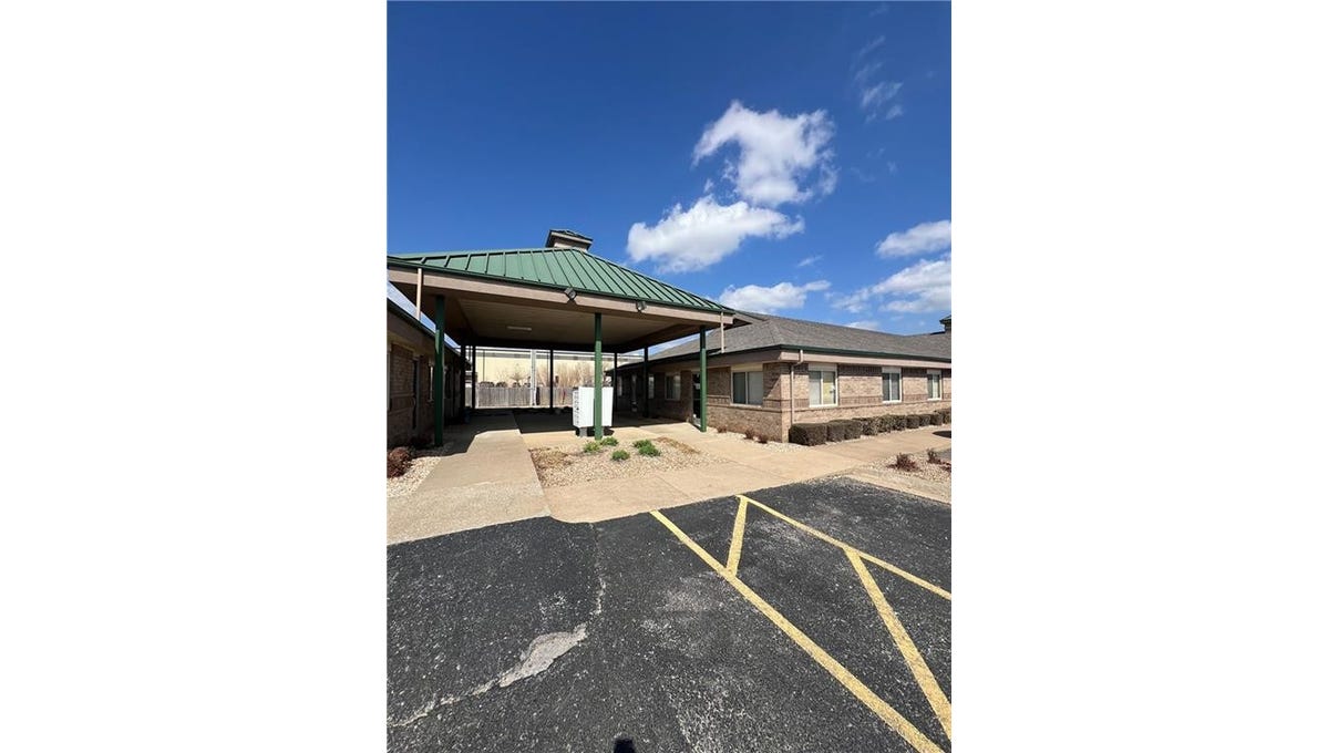 2703 SE G ST Unit 13  