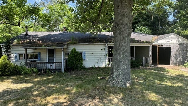 62 Marion Ave
