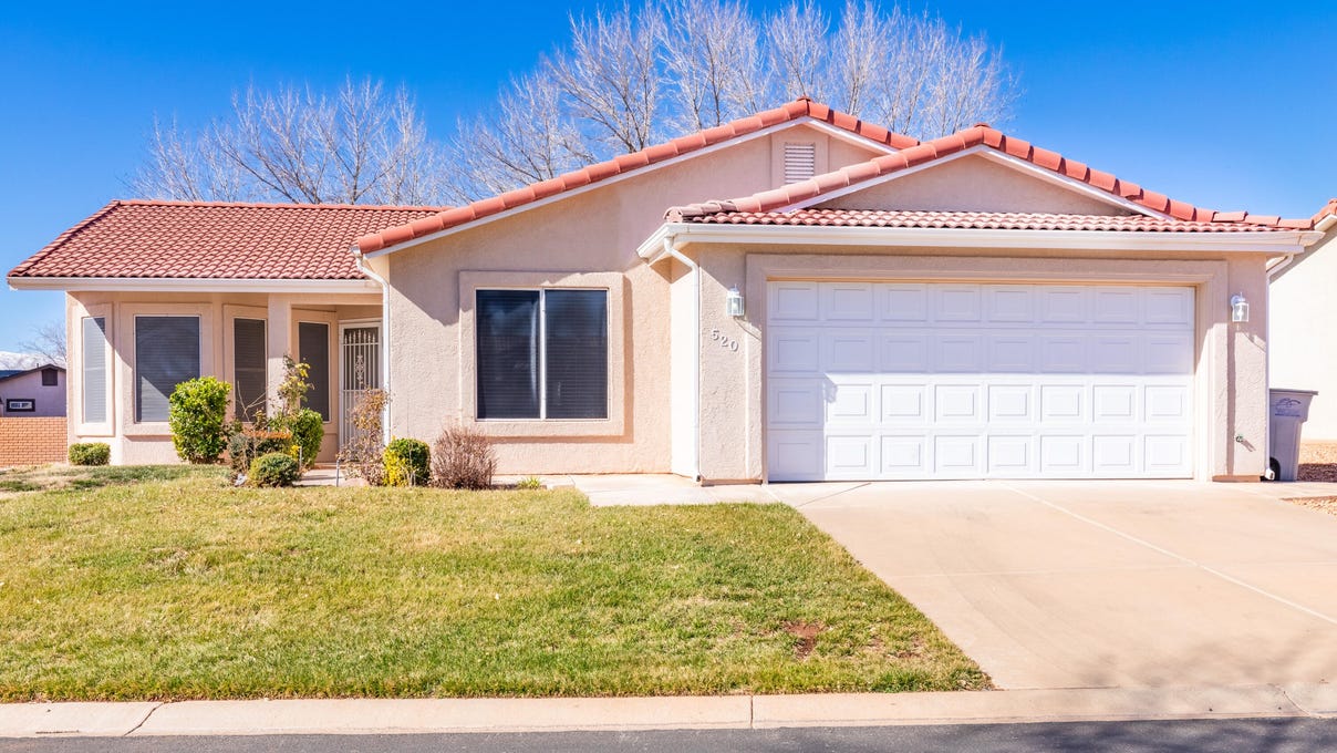 520 S Fiesta Dr