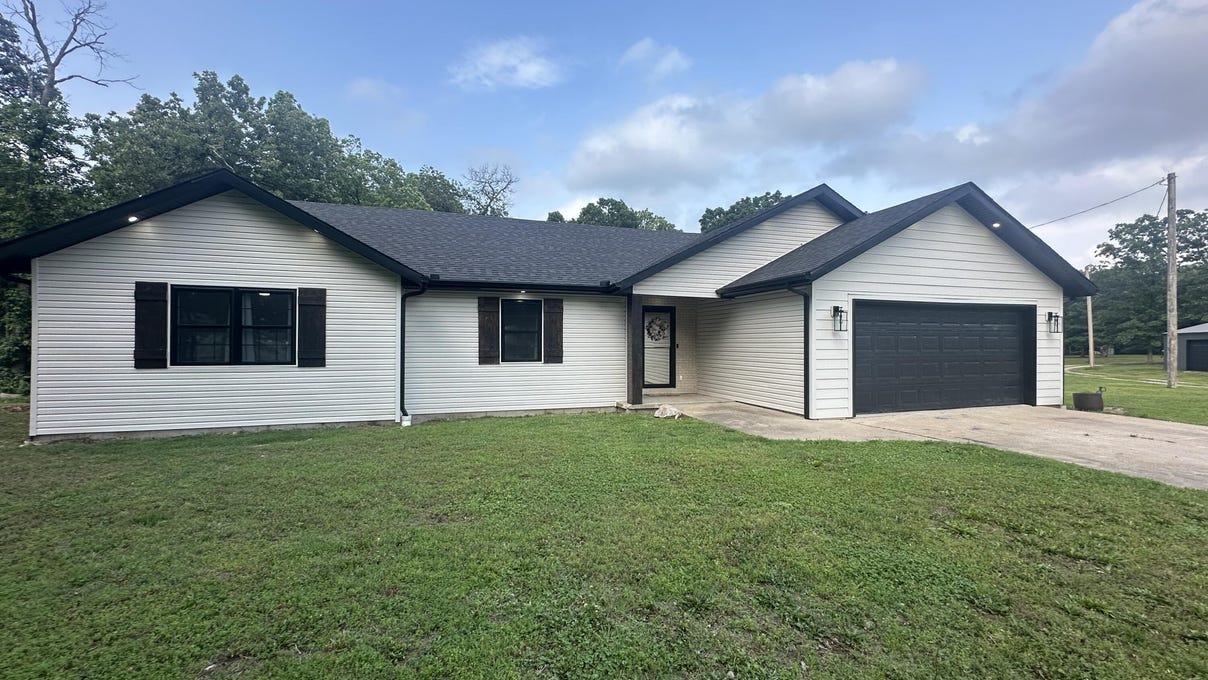 13582 Avalon Ln  