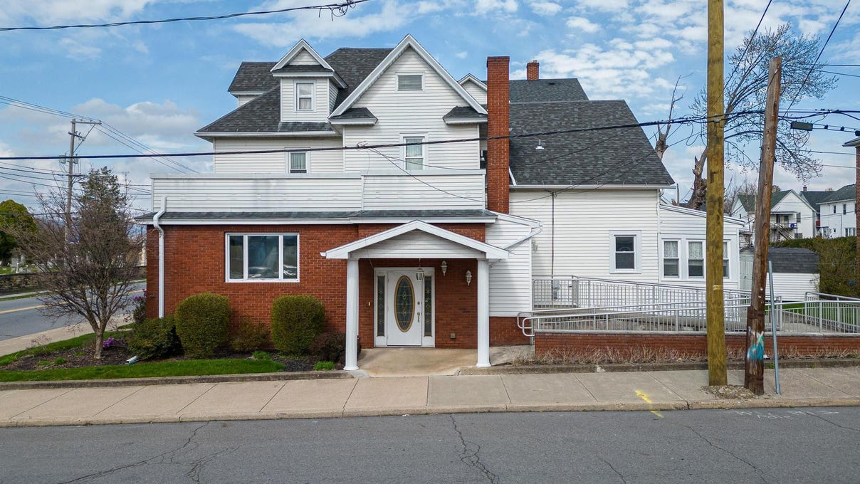 1131 Pittston Ave  