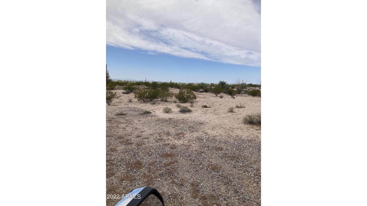 5 Ac 22000 E Florence Kelvin Hwy  