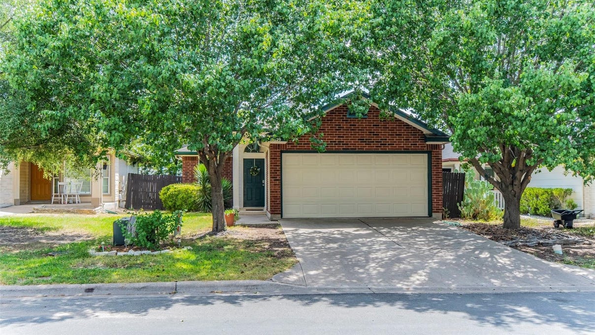 16829 Hamilton Pt Cir  