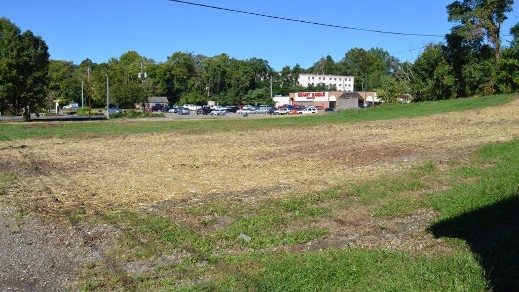 308 Gross Ave and Clifton St  