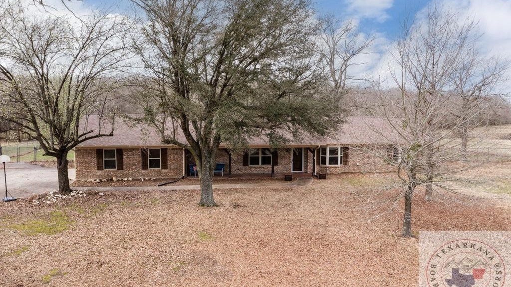 1136 US HWY 259 S, DeKalb, TX 75559 House for Sale