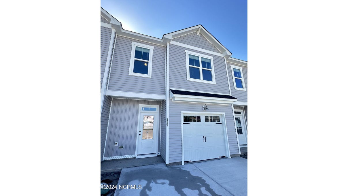 137 Jansen Ln  