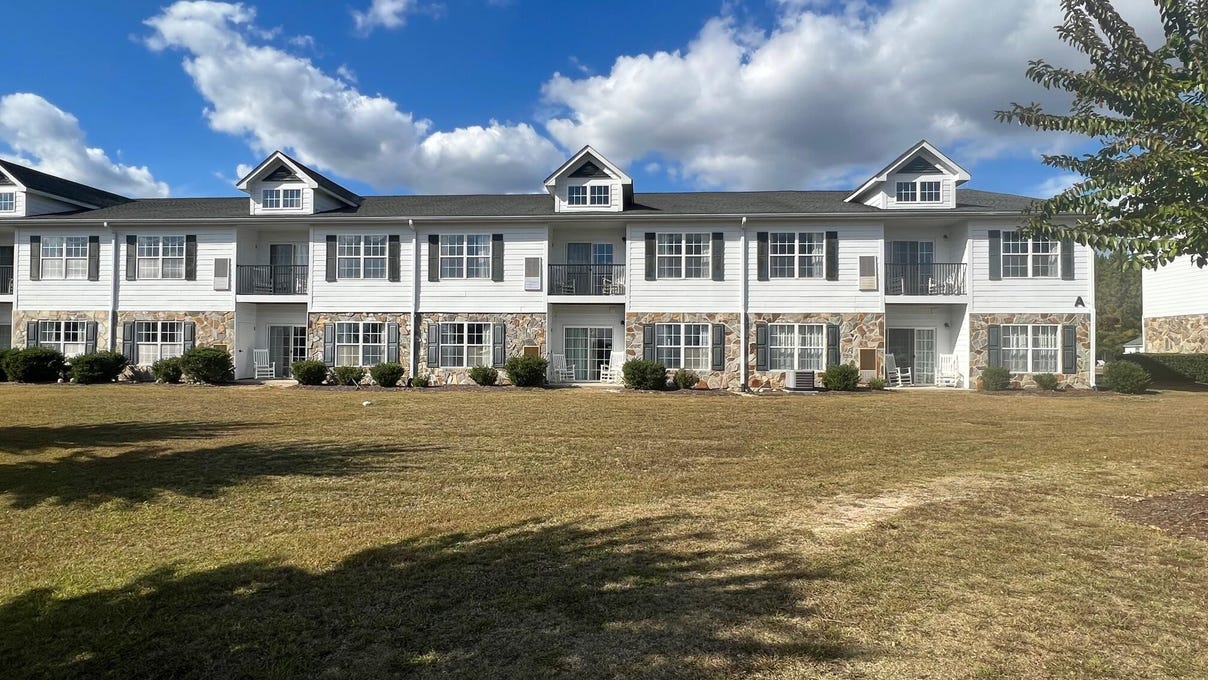 490 LITTLE RIVER FARM BLVD  