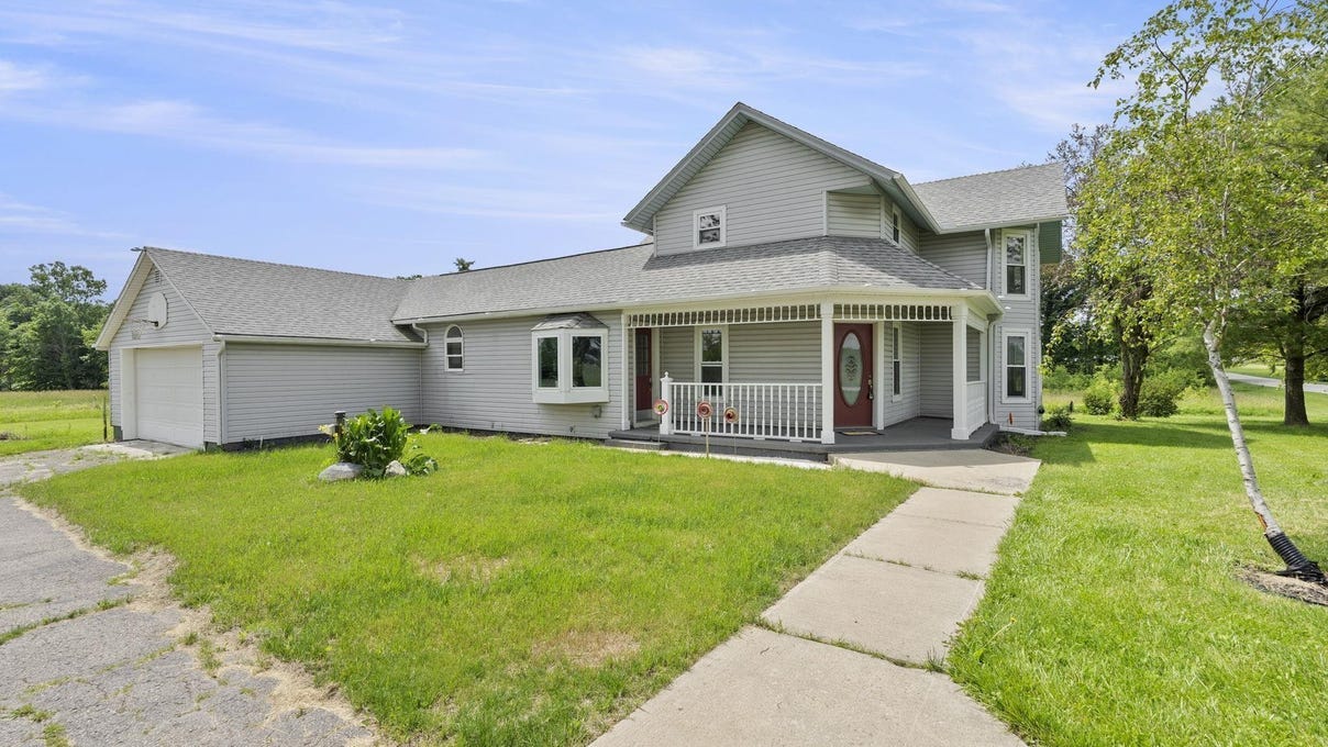 18716 Auburn Rd  