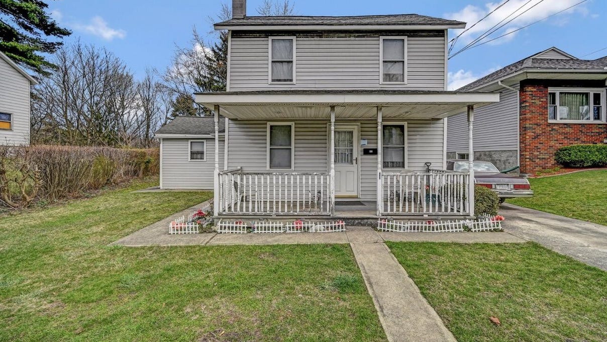 645 York Ave  