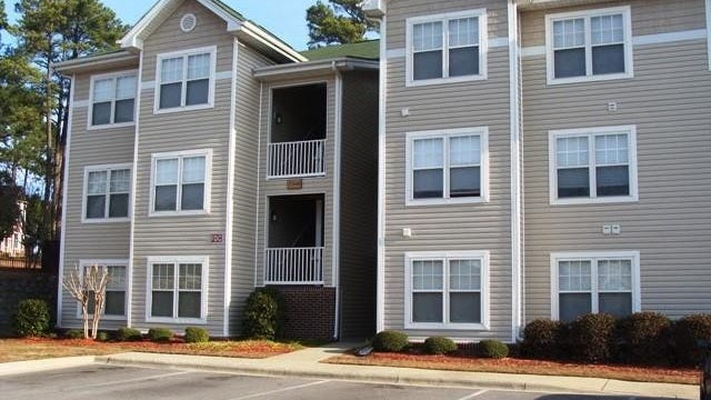 3346-7 Harbour Pointe Pl