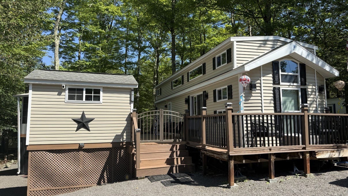 533 Woodland Way  