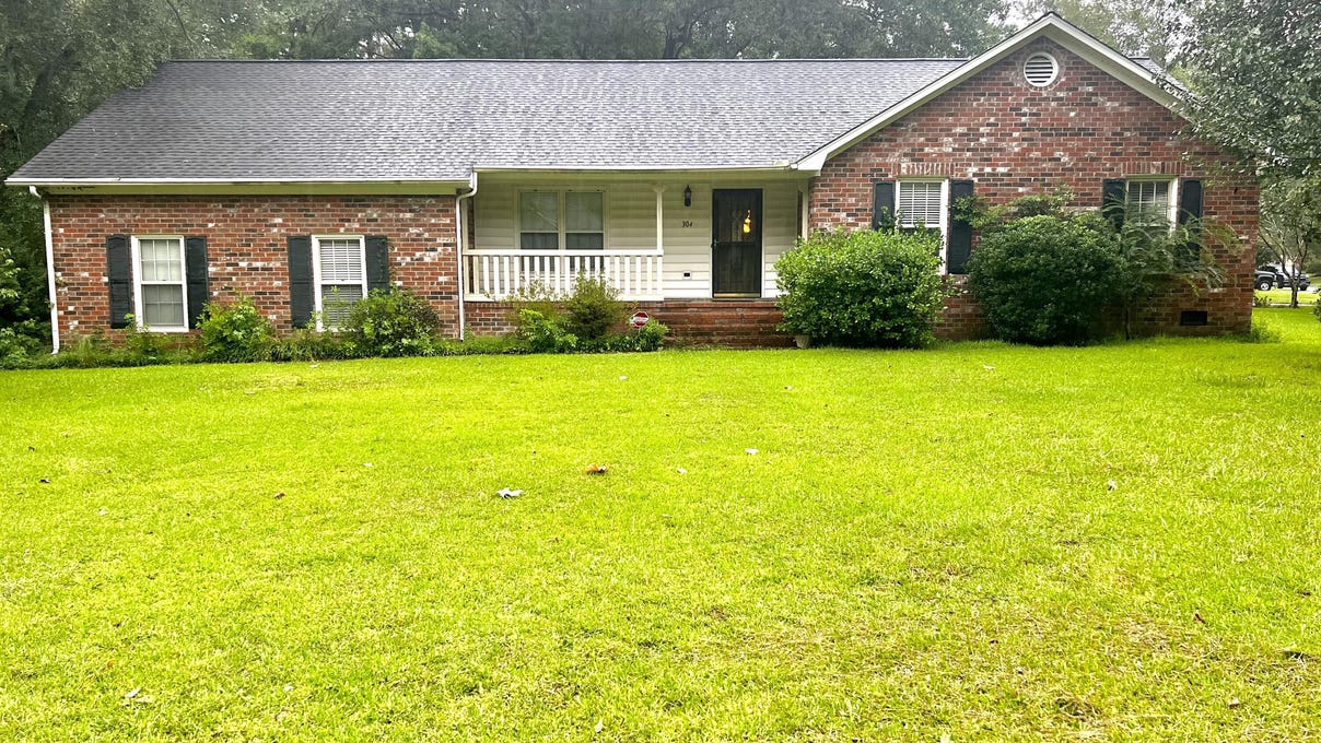 304 Chessington Circle, Summerville, SC 29485 House for Sale