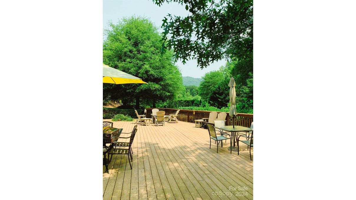 133 Cornell Cir  