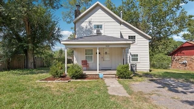 4632 S Vancouver Ave  