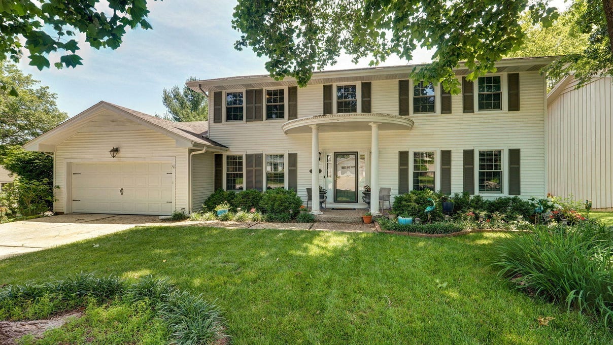 1326 S Greentree Ave  