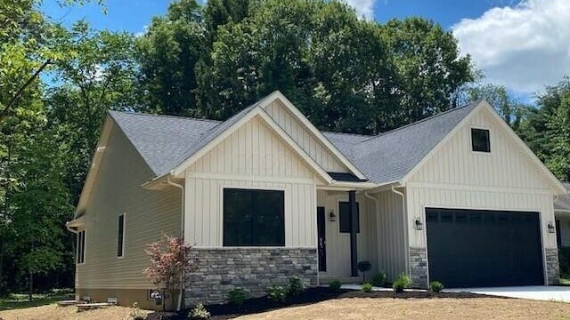 808 Indiana St  