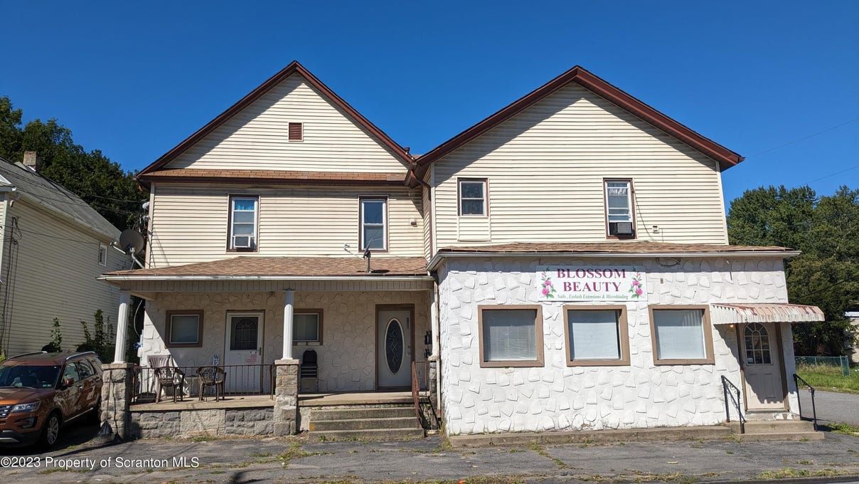 2727 N Main Ave  