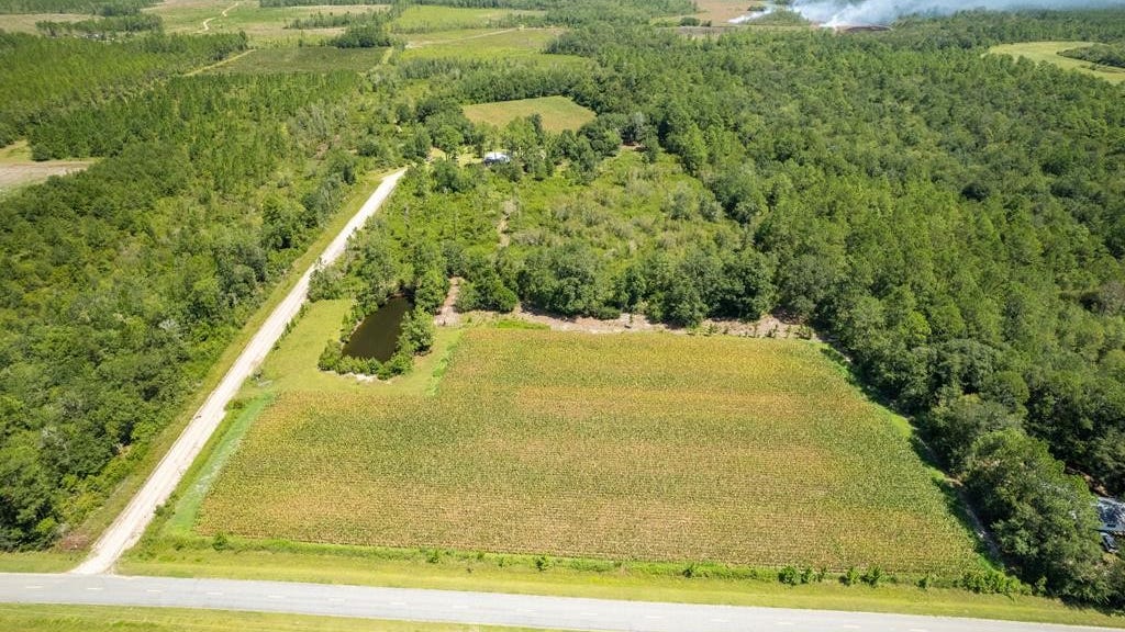 2565 Ten Mile Bay Rd  