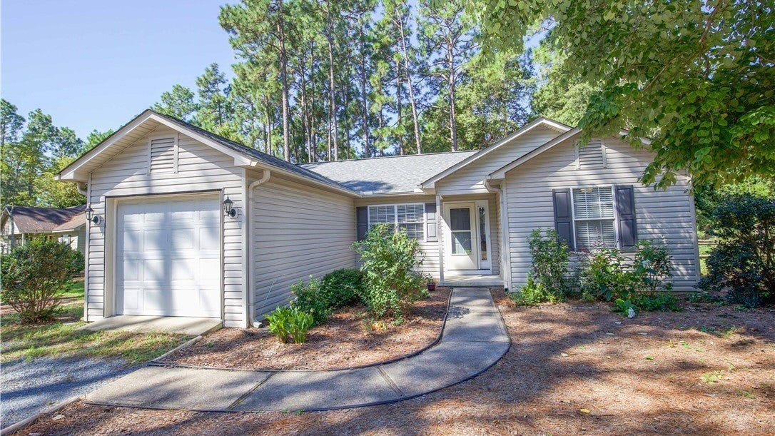 150 Woodgreen Dr  