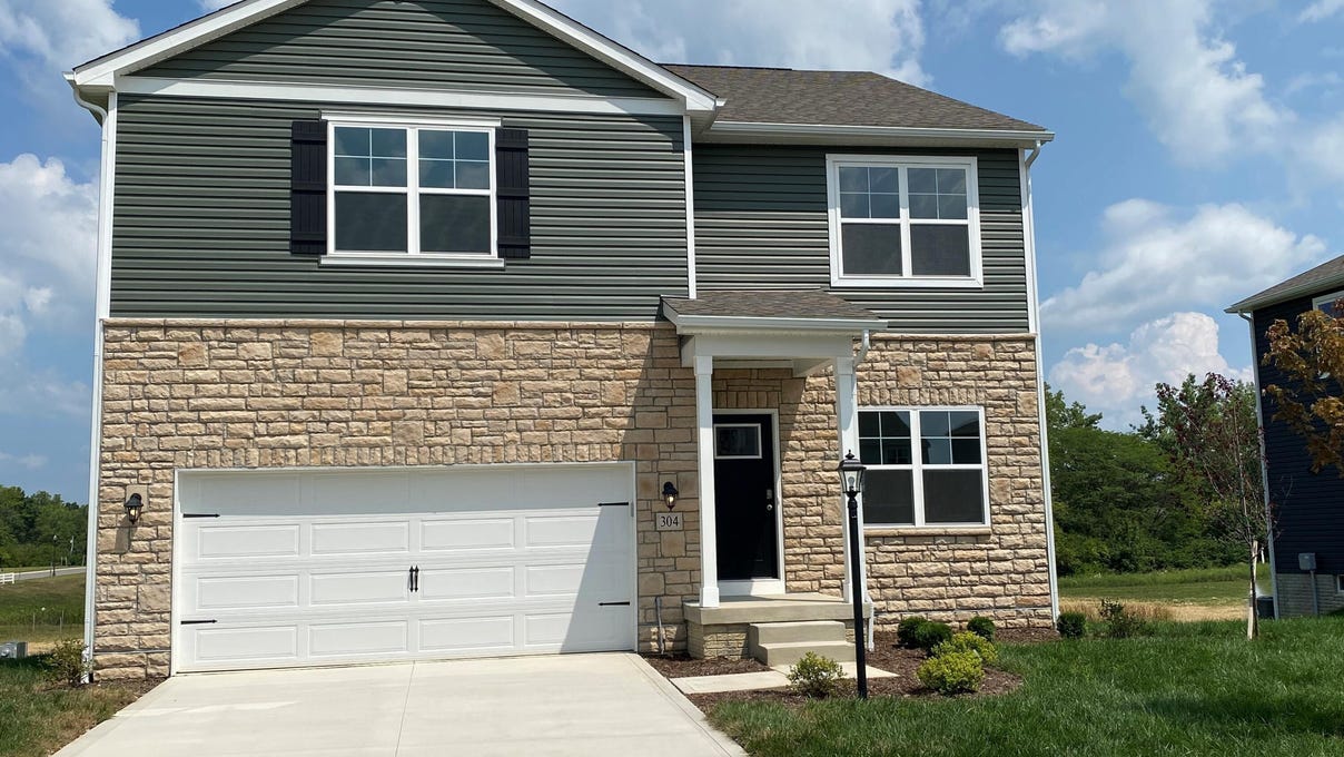 304 Springer Woods Blvd