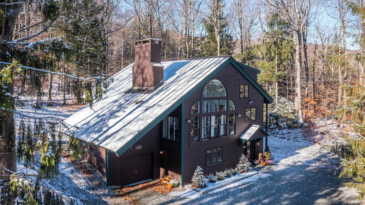 6 Pond Rd  