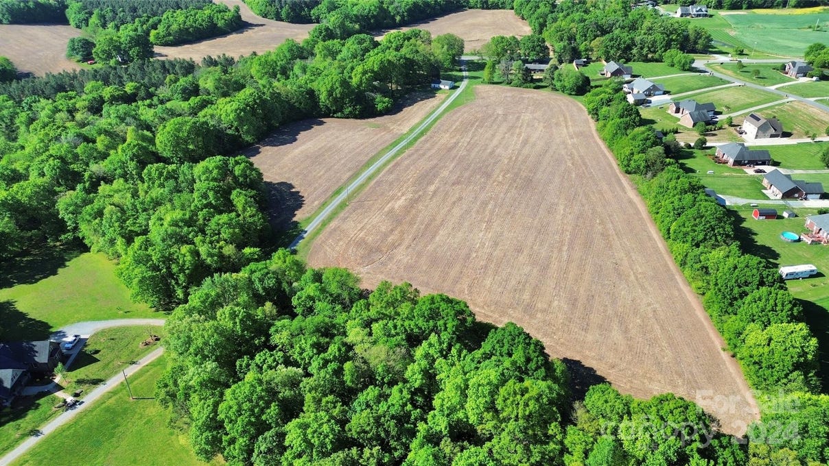 3819 E Highway 218 Rd  