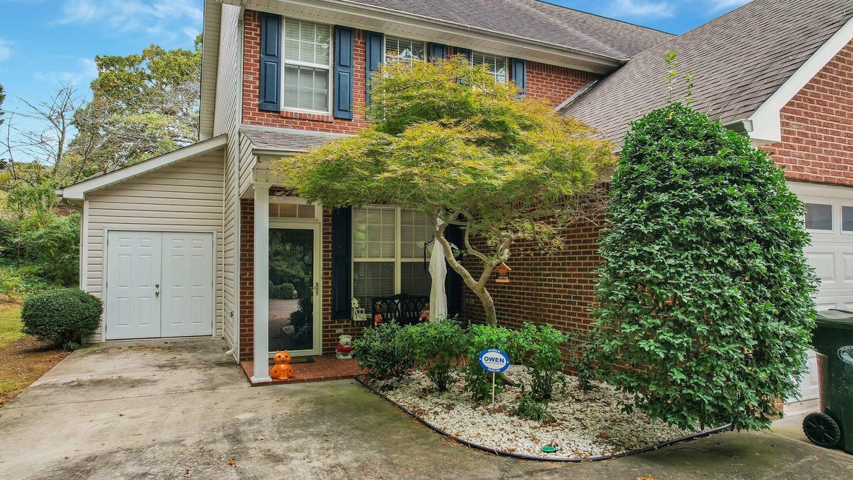 1506 SUMMER GATE Way