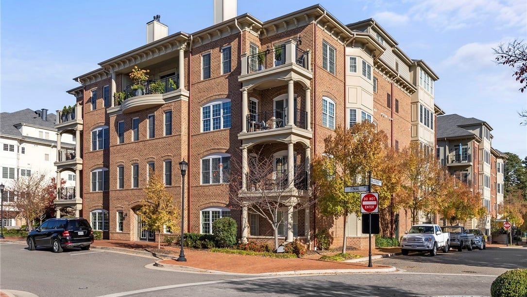 1220 Balustrade Blvd  