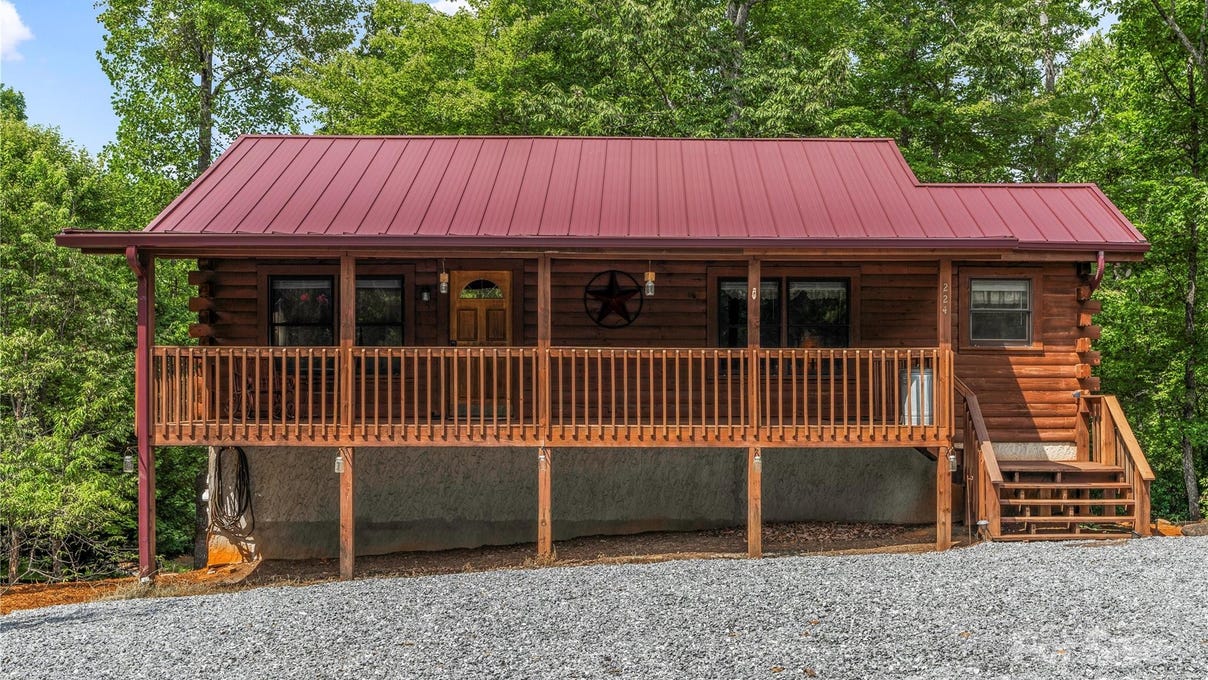 224 Rabbits Pl  