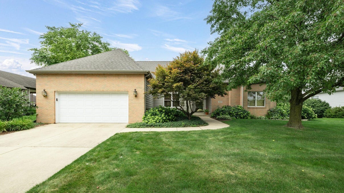 3003 Prentiss Dr  