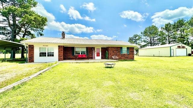10543 N Perry Rd