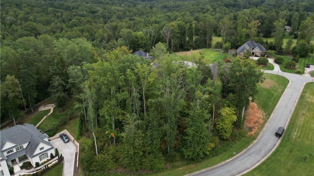 196 WALTER JESSUP CT  