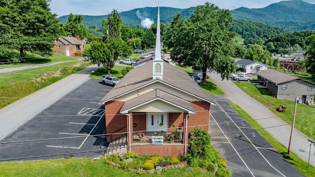 130 131 Sunrise Park St