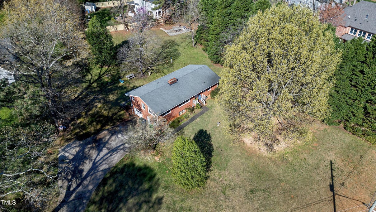 5101 Town and Country Rd  