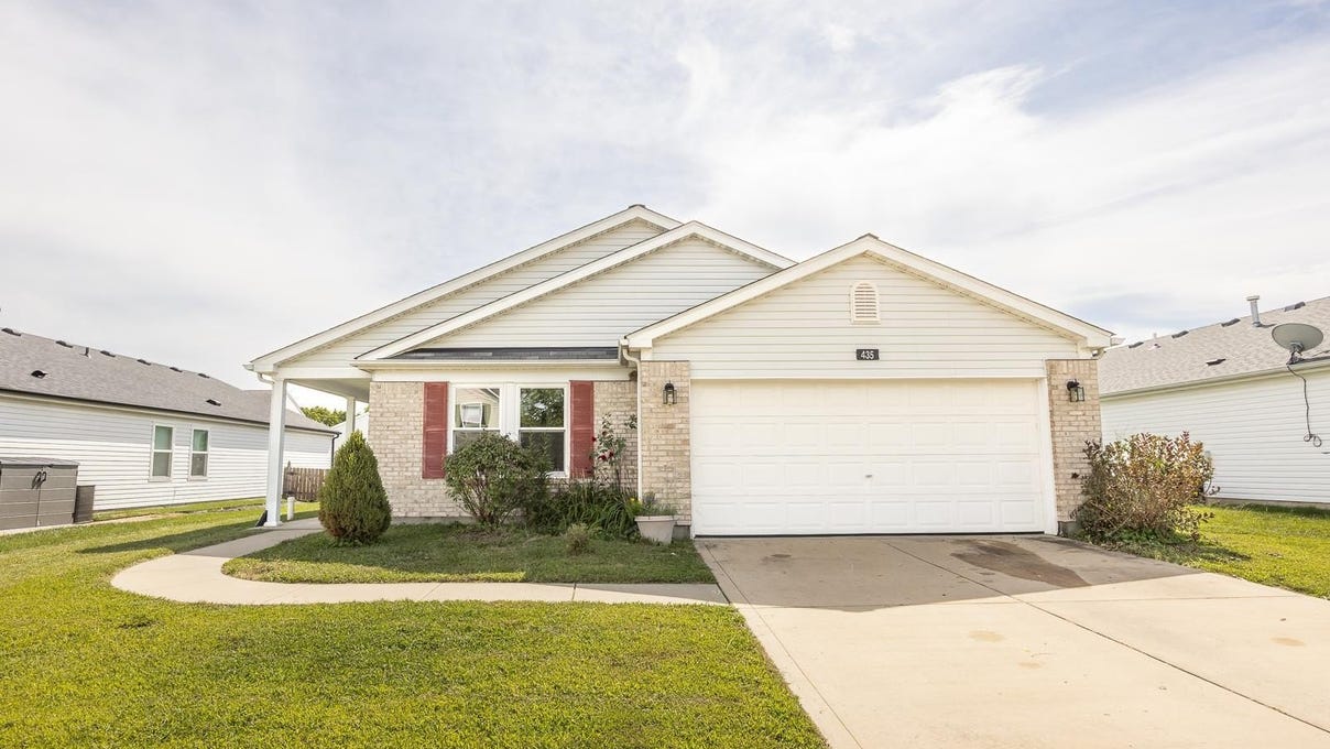 435 Falling Leaf Way  