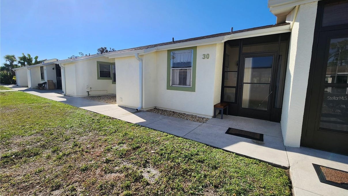 6796 GASPARILLA PINES BOULEVARD, Apt 30, ENGLEWOOD, FL 34224 Apartment