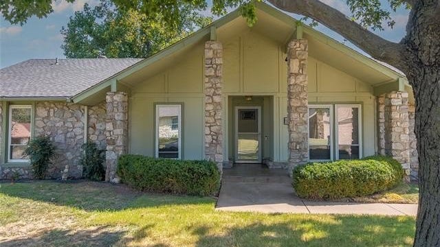 3709 S 128th East Ave