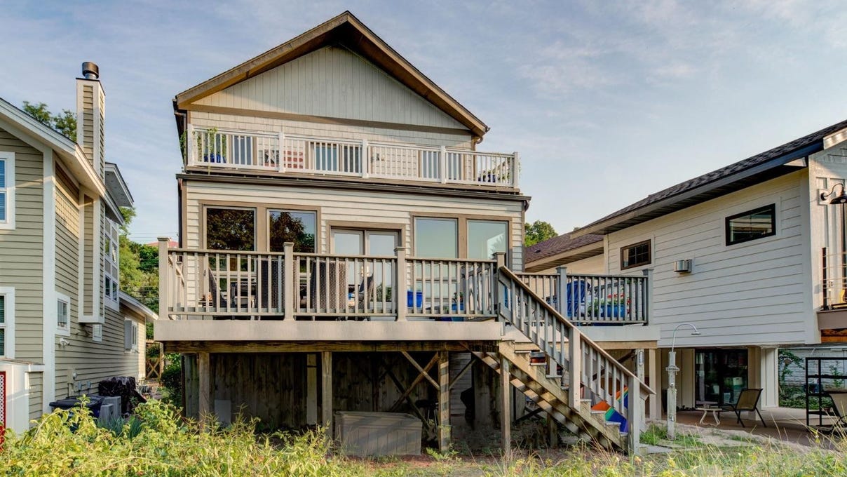 1018 Lake Shore Drive, Michigan City, IN 463602029 House for Sale