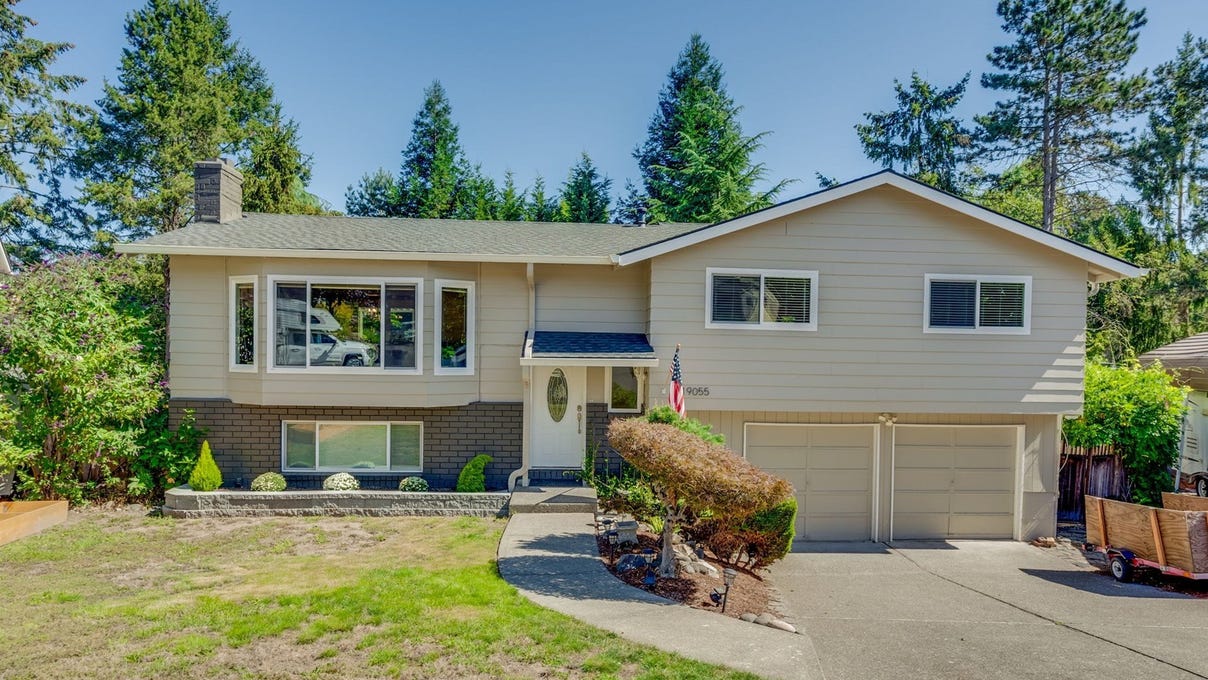 19055 SW Brooklawn Pl  