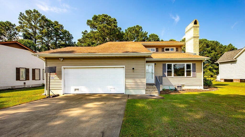 1103 Pelican Dr