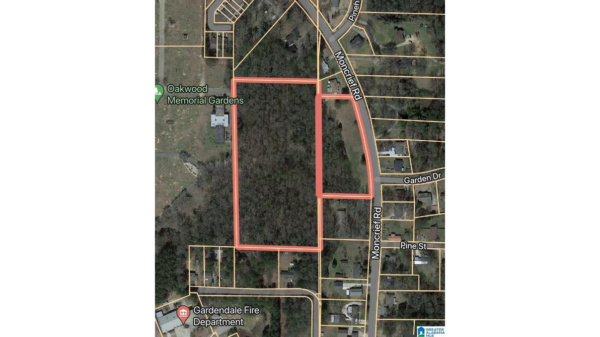 1916 MONCRIEF RD  