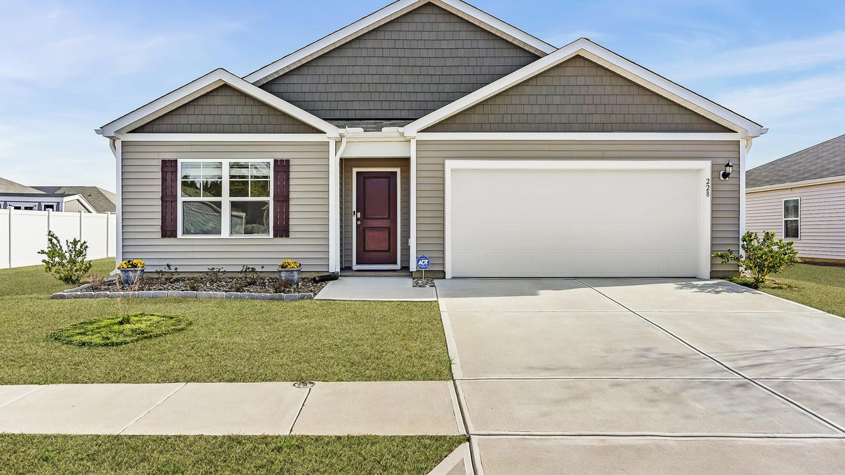 228 Spotted Owl Way NE