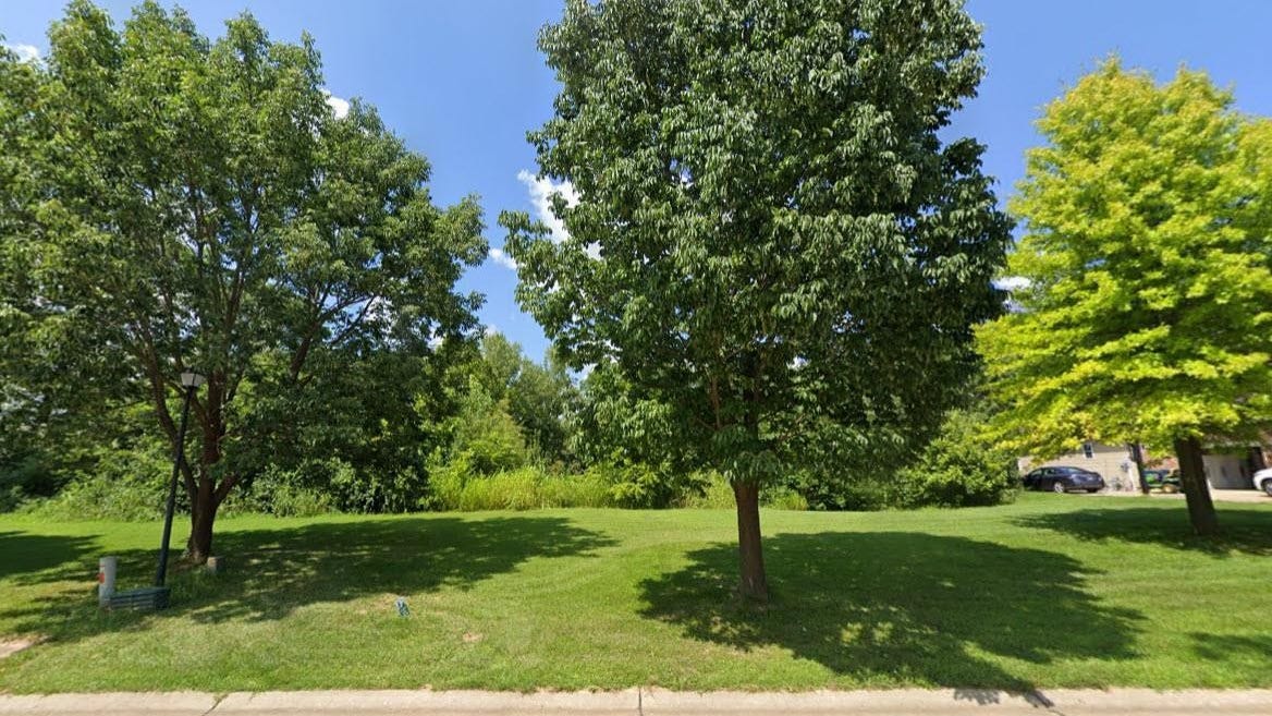 29 Stonebridge Xing Dr  