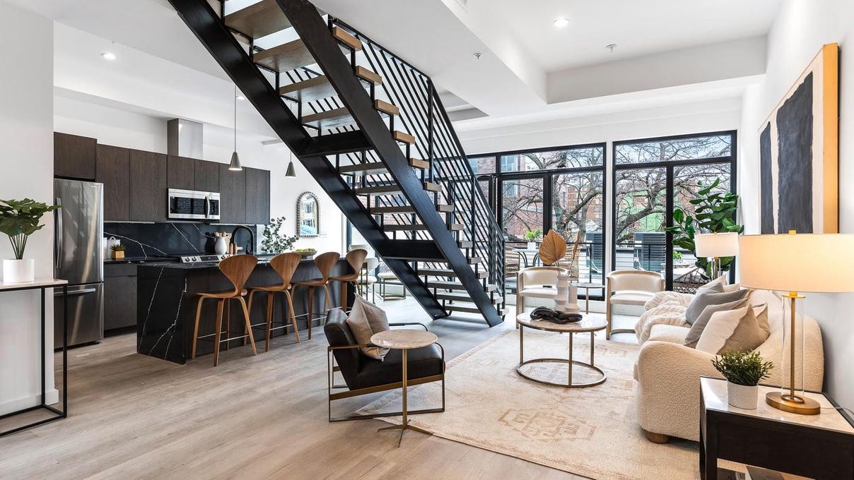 1318 9th St NW Unit 8  