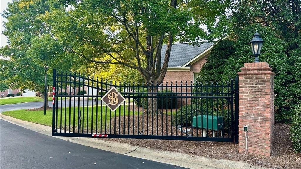 4757 Barrington Pl Ct  