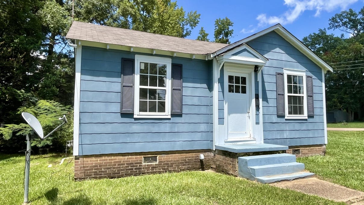 113 LAMAR ST  