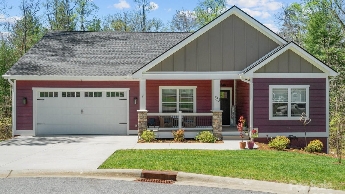353 Olivet Ln  