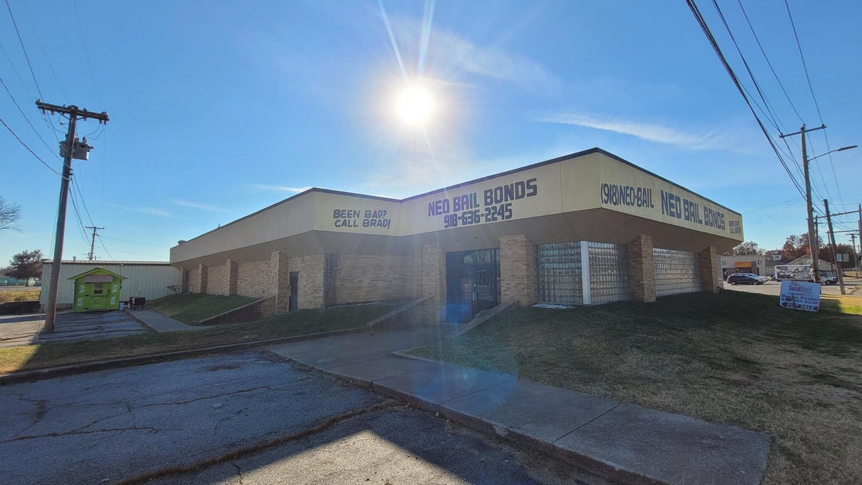 36 E Bj Tunnell Blvd  