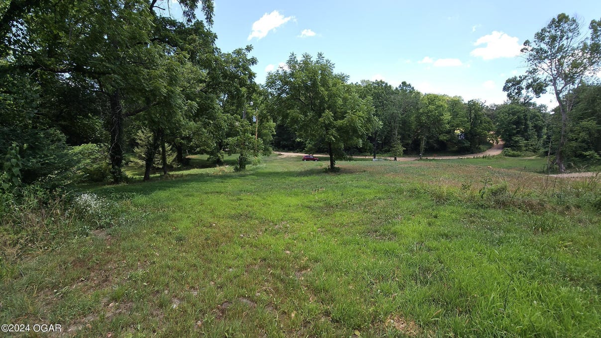 5 12 Ac Town Holw Rd  