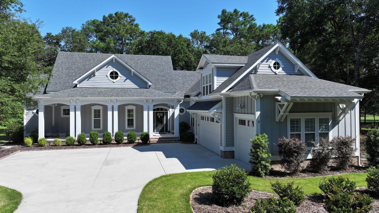 283 Golfview Ct SW  